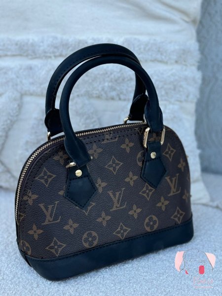 شنطة Louis Vuitton