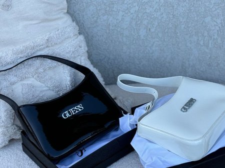 شنطة Guess