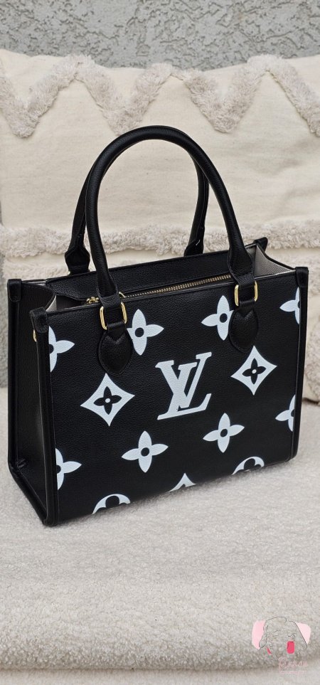 شنطة Louis Vuitton