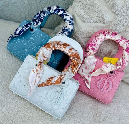 ديور للاطفال