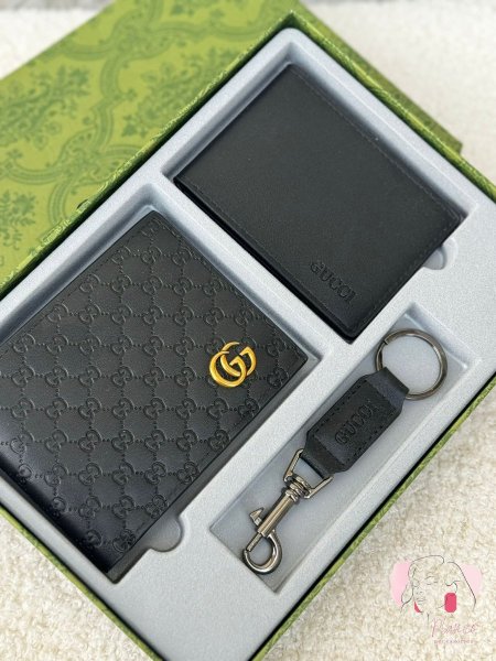 بكج Gucci رجالي