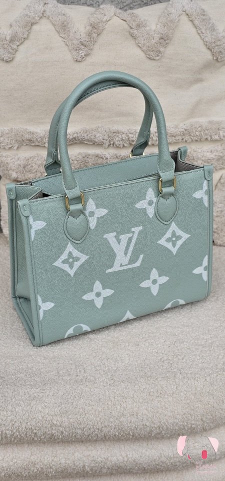 اخضر باستيل