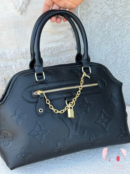 شنطة Louis Vuitton